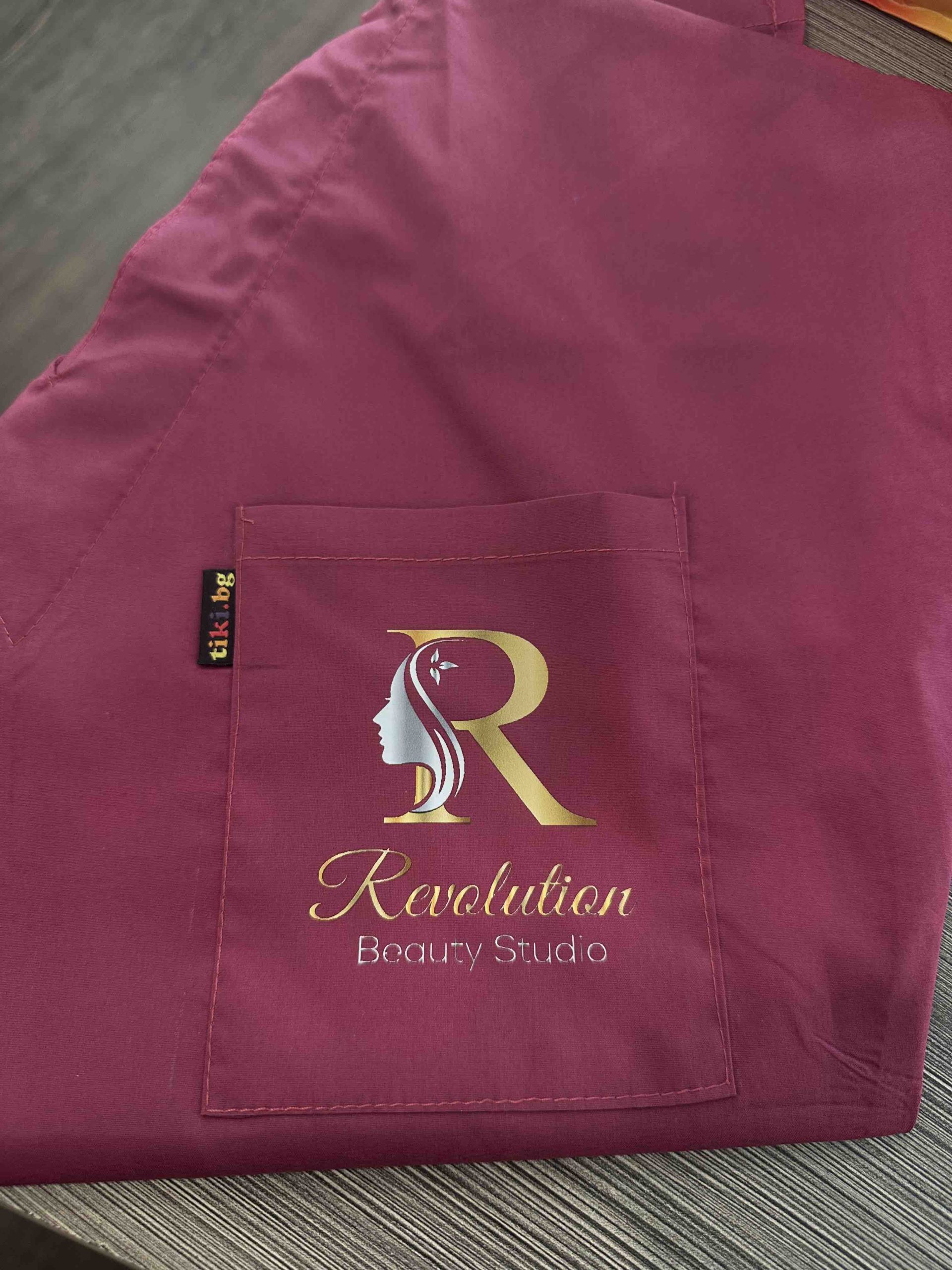 Клиент Revolution Beauty studio